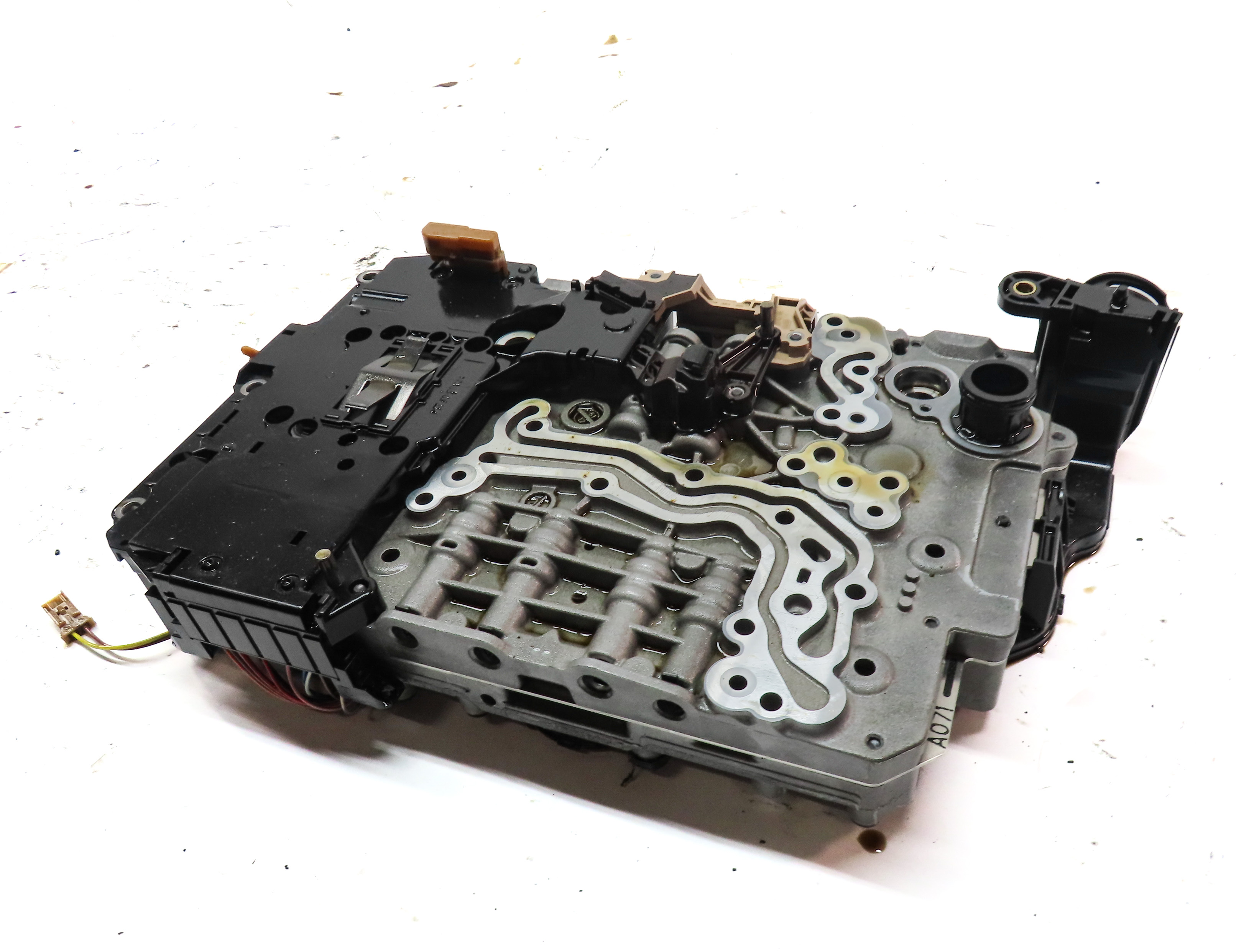 2013-2017 AUDI Q5 (B8 8R) AWD - A/T AUTOMATIC TRANSMISSION VALVE BODY — exact item pictured